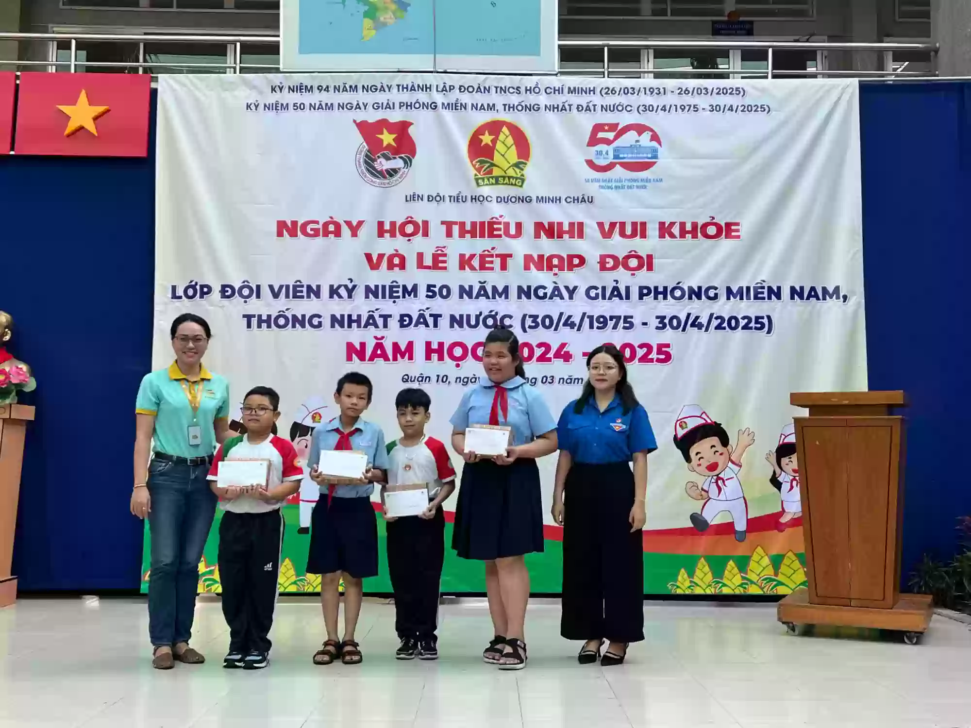 COMOON TIẾP SỨC ƯỚC MƠ, CHẮP CÁNH TƯƠNG LAI CHO HỌC SINH PHƯỜNG 6, QUẬN 10, TP.HCM