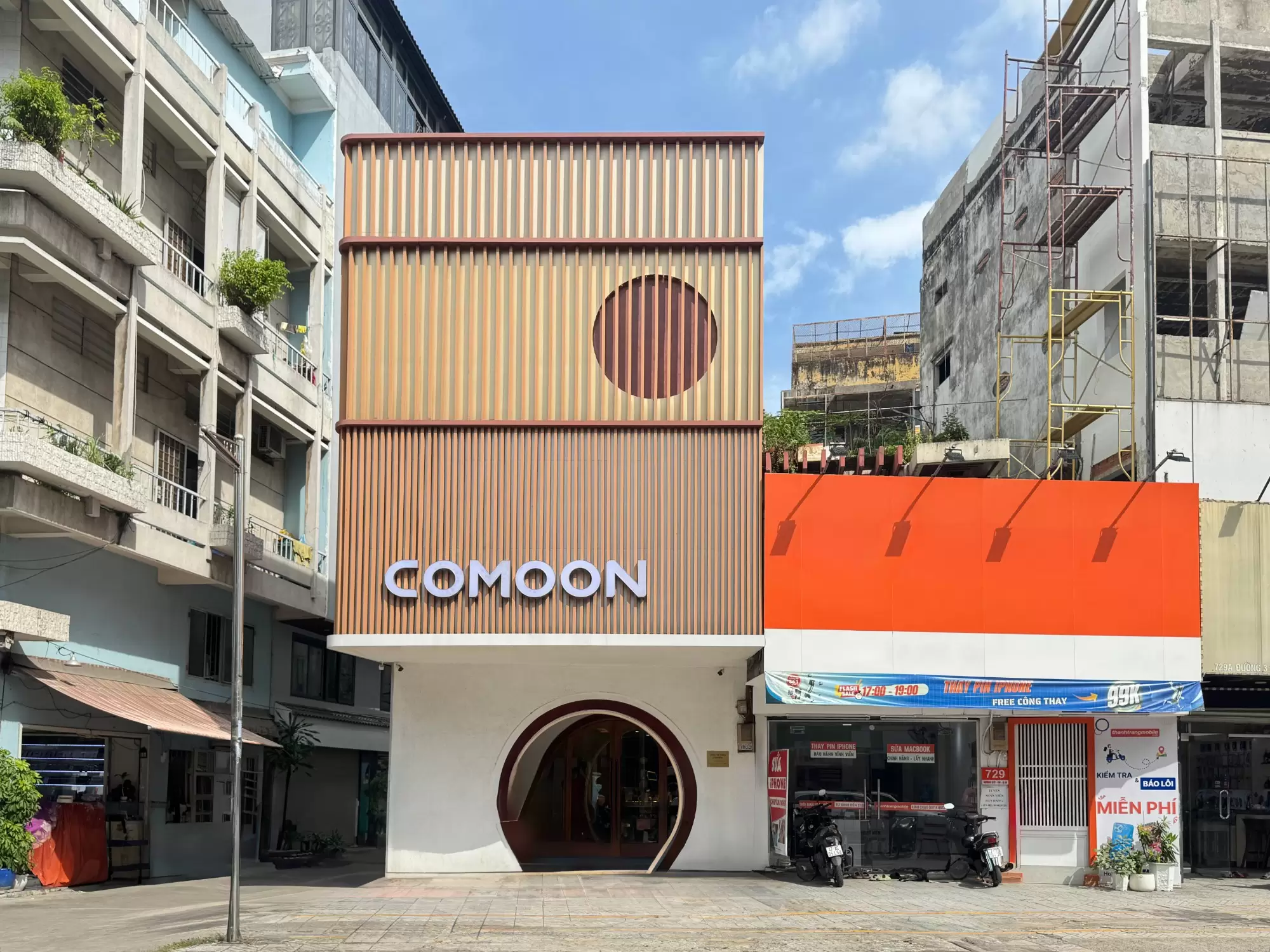 GHÉ THĂM SHOWROOM COMOON GIỮA LÒNG SÀI GÒN